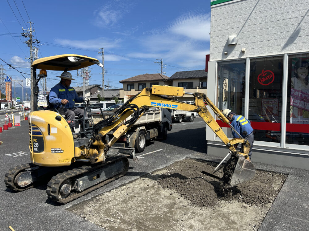 施工中