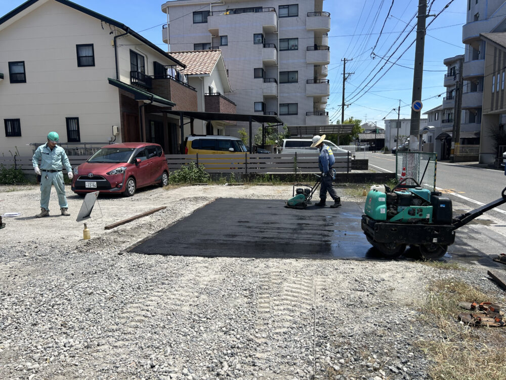 施工中
