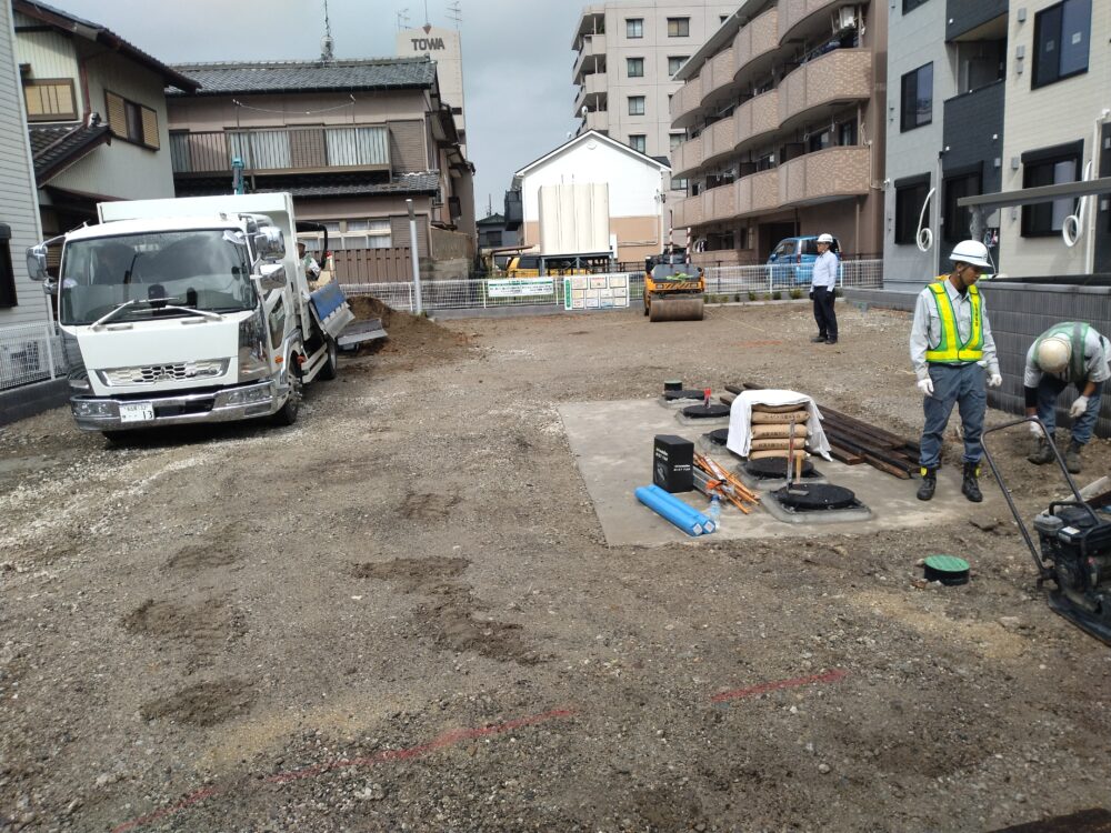 施工中